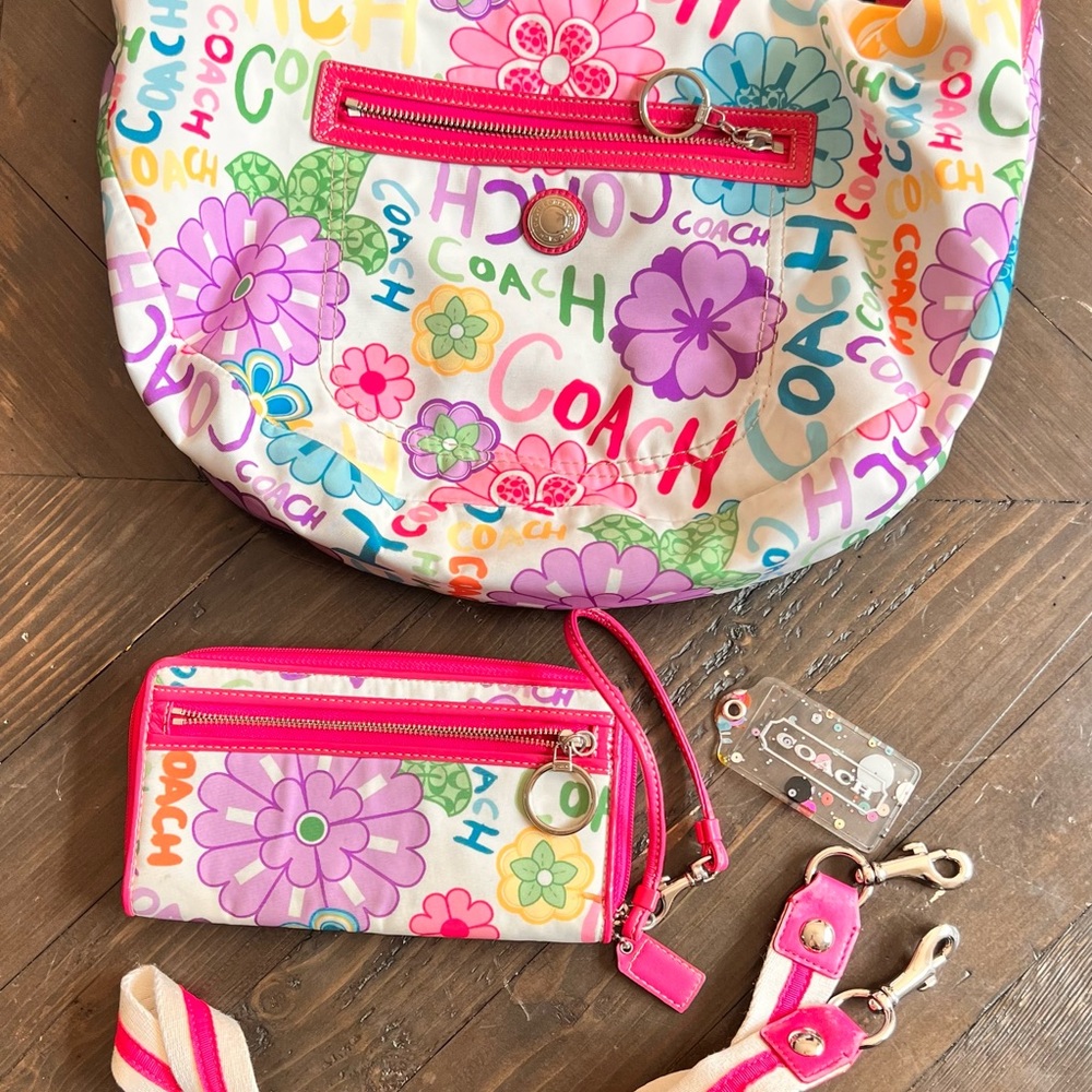 Coach purse and wallet combo